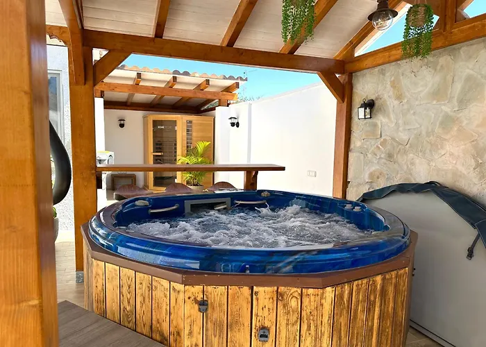 Villa Casacara Beachside Costabella -spain Marbella