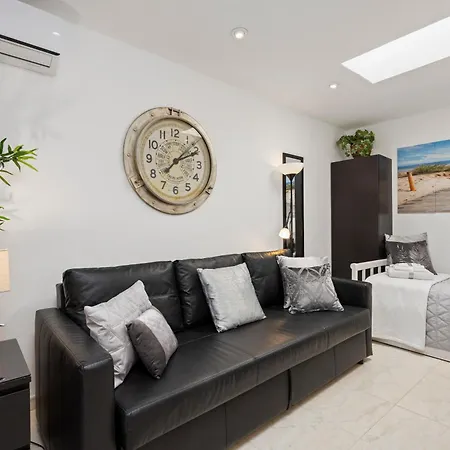 Casacara Beachside Costabella -spain *