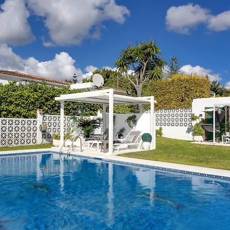 Villa Casacara Beachside Costabella -spain Marbella