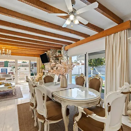 Casacara Beachside Costabella -spain 马尔韦利亚