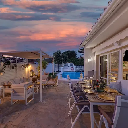 Villa Casacara Beachside Costabella -spain Marbella