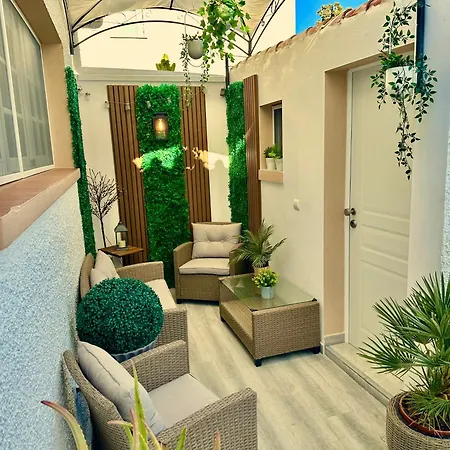 Villa Casacara Beachside Costabella -spain *