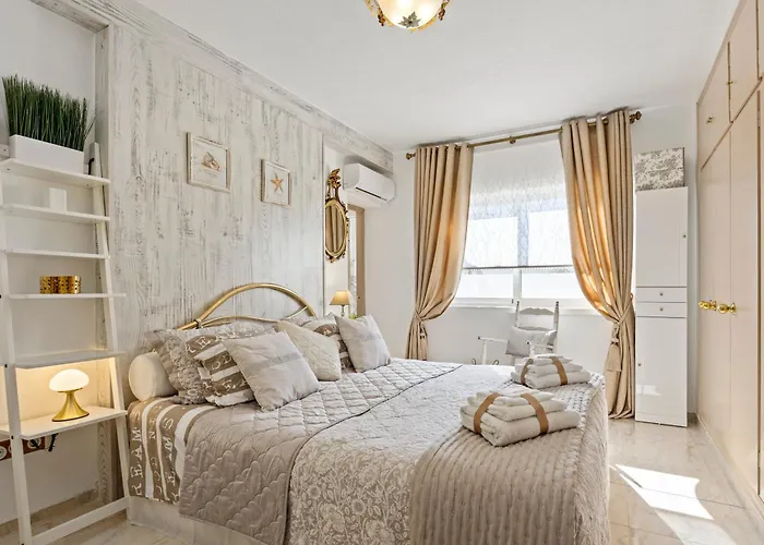 Villa Casacara Beachside Costabella -spain