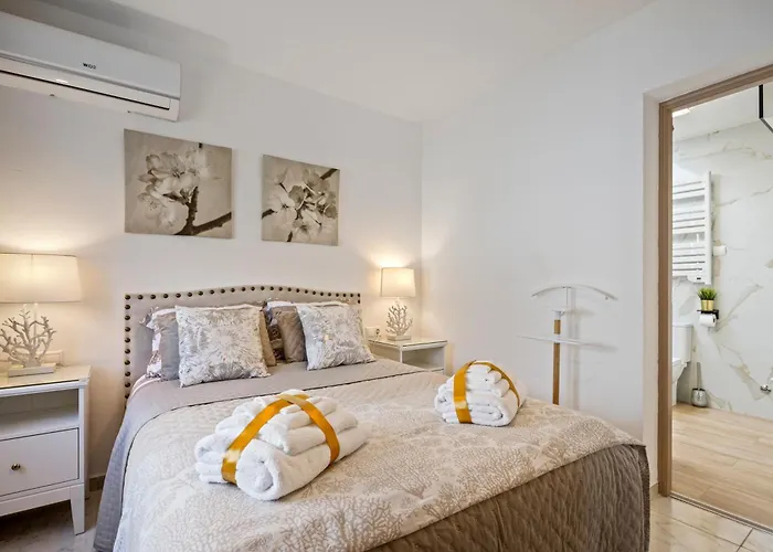 Casacara Beachside Costabella -spain Villa Marbella
