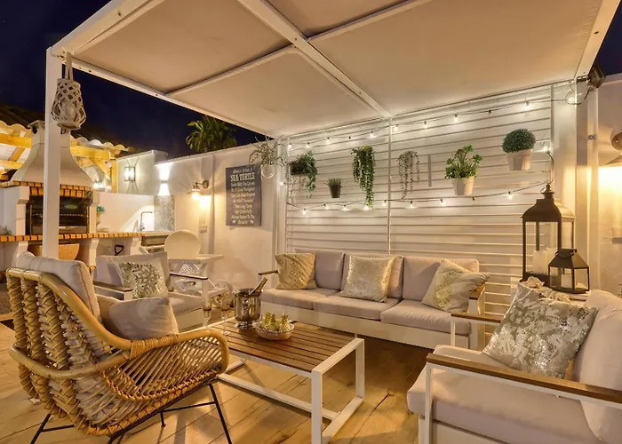 Villa Casacara Beachside Costabella -spain