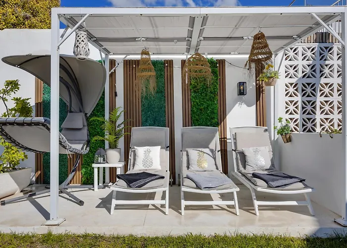 Villa Casacara Beachside Costabella -spain Marbella
