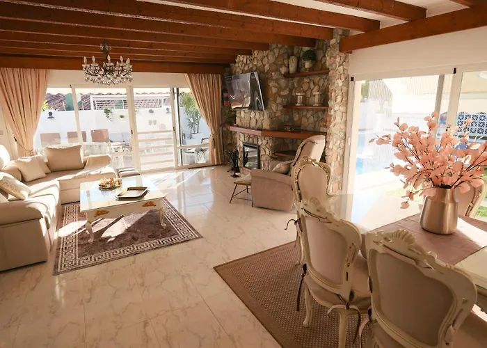 Casacara Beachside Costabella -spain *